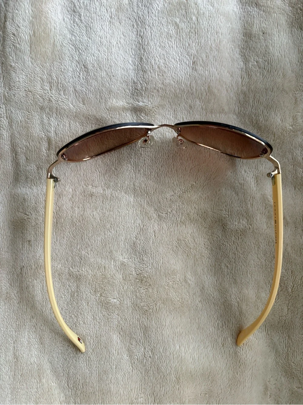 Tommy Hilfiger sunglasses • amber lens